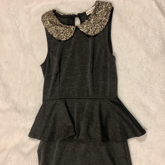 Monteau Dress 👗 - Picture 2 of 2